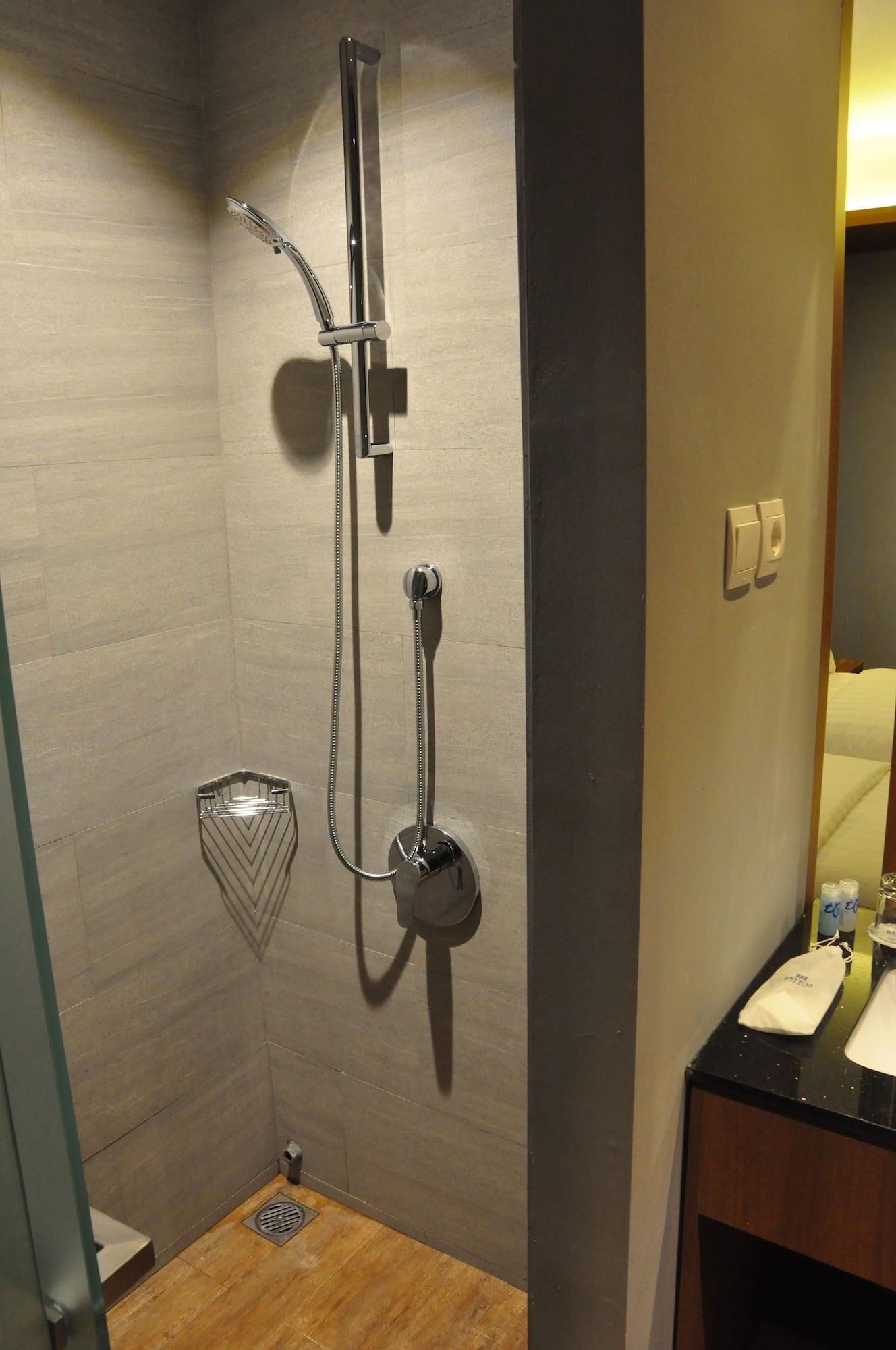 Batiqa Jababeka Hotel Cikarang