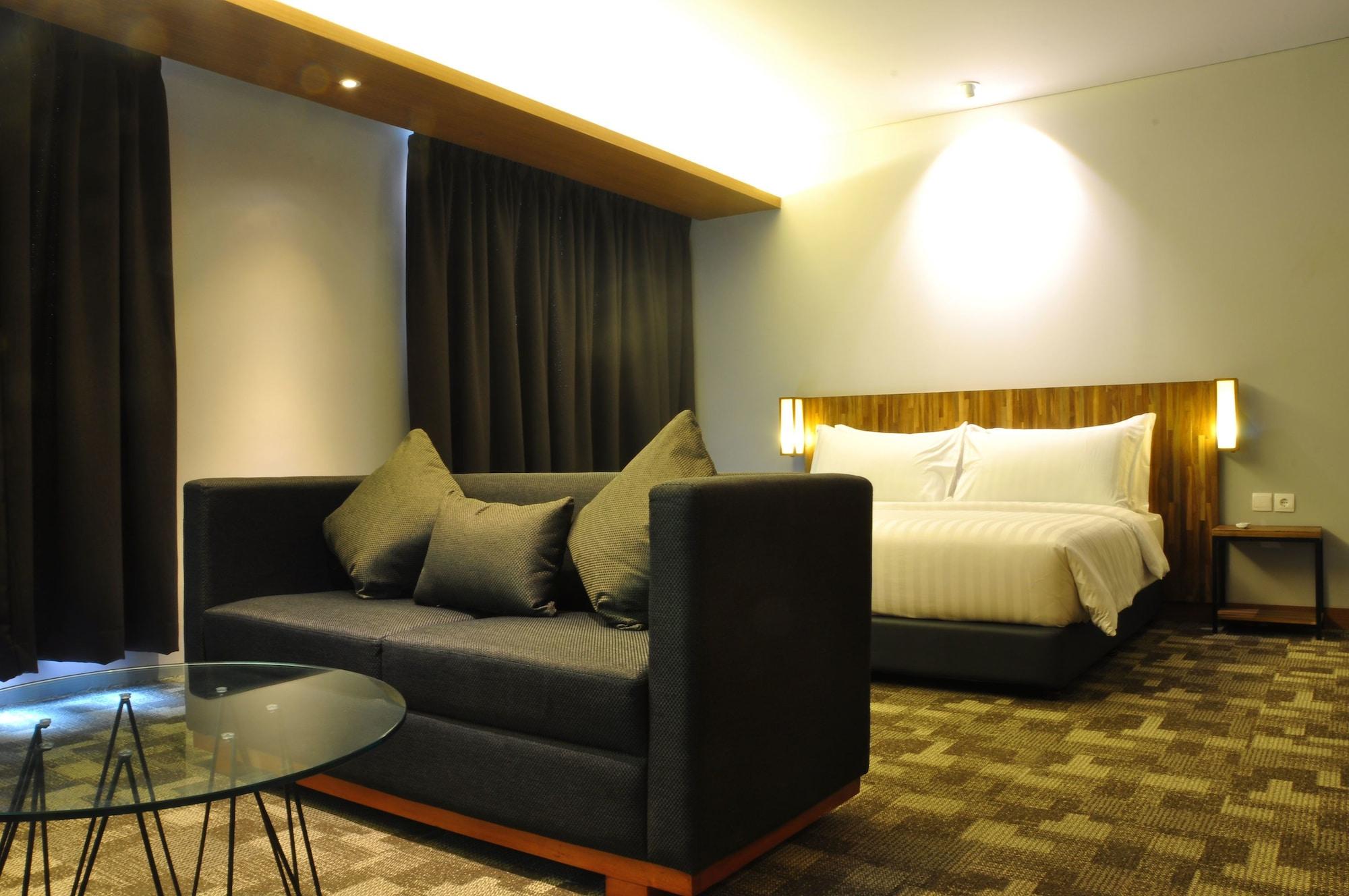 Hotel Batiqa Jababeka 3*
